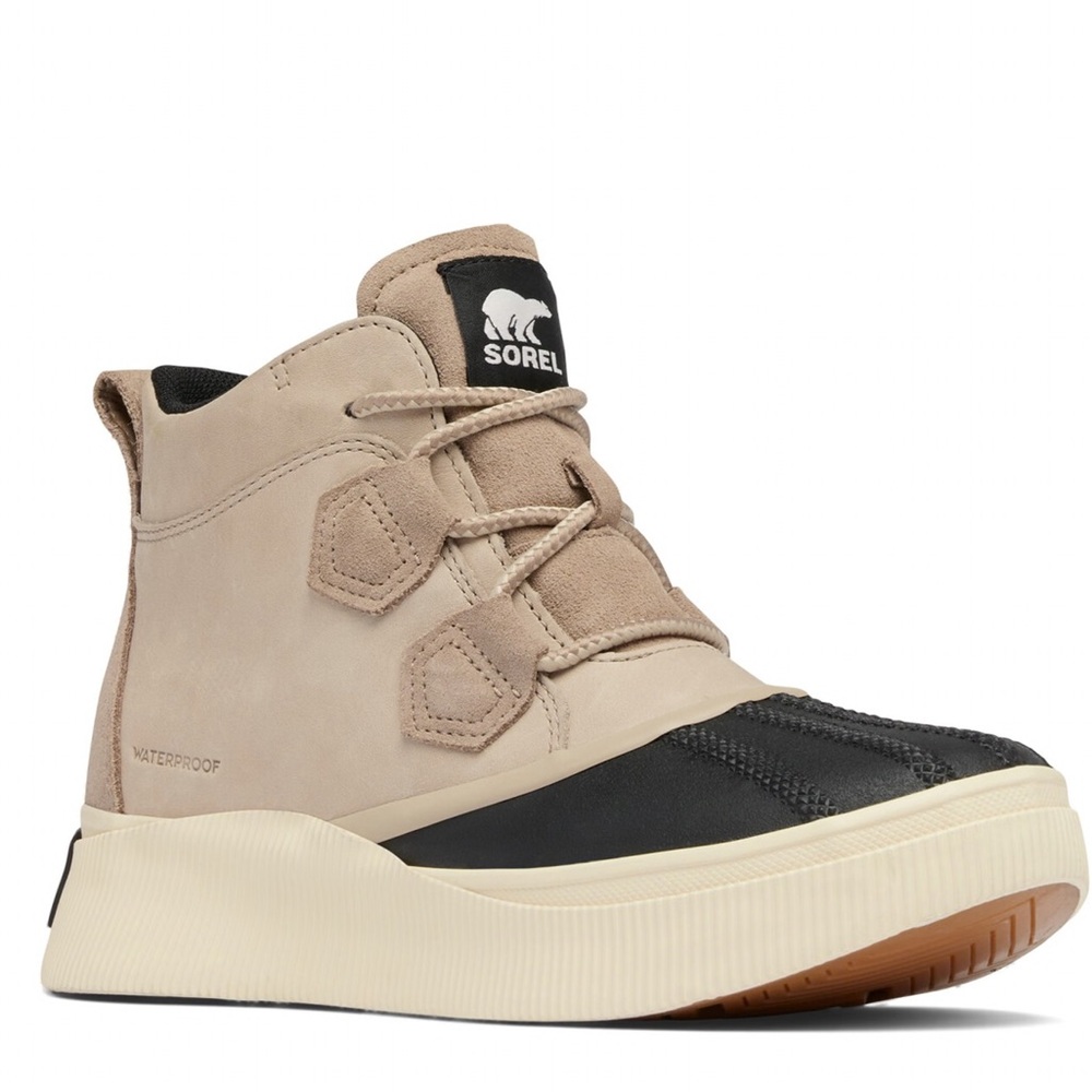 Like New SOREL Out N About Waterproof Boots